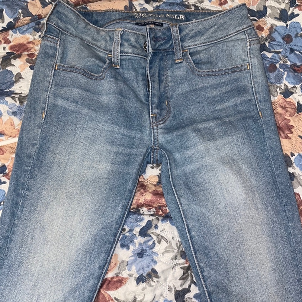 American eagles jeans, size 2 regular